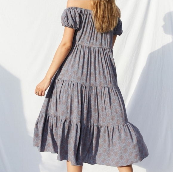 Jen's Pirate Booty Off/On Shoulder Midi Dress - Picture 4 of 16